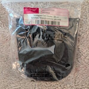 Thirty-One Black Insulated Can Holder